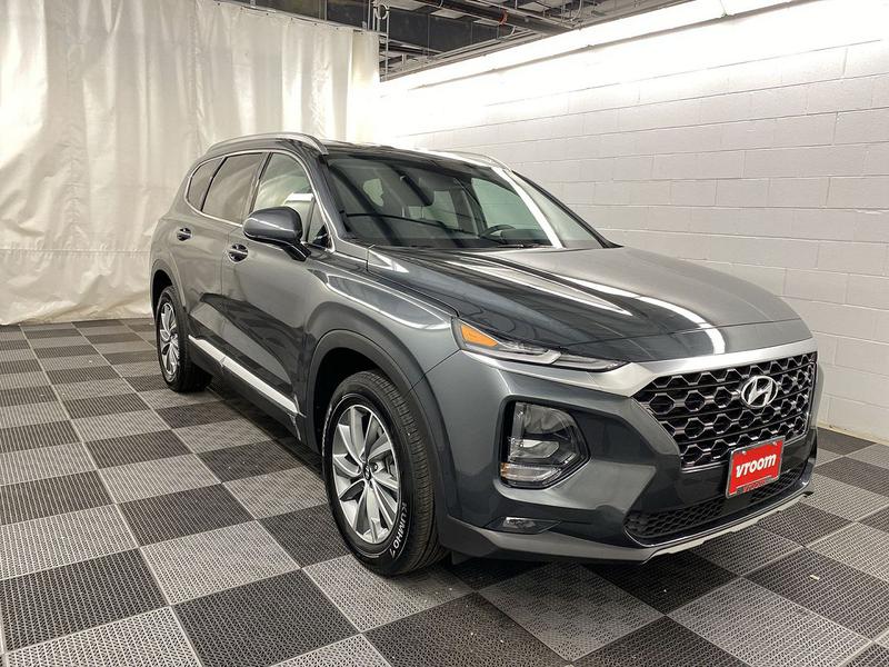 Hyundai Santa Fe • 2019 • 9,699 km 9