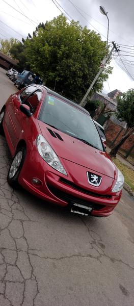 Peugeot 207 • 2011 • 70,900 km 3