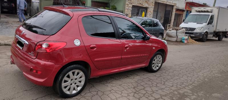 Peugeot 207 • 2011 • 70,900 km 9