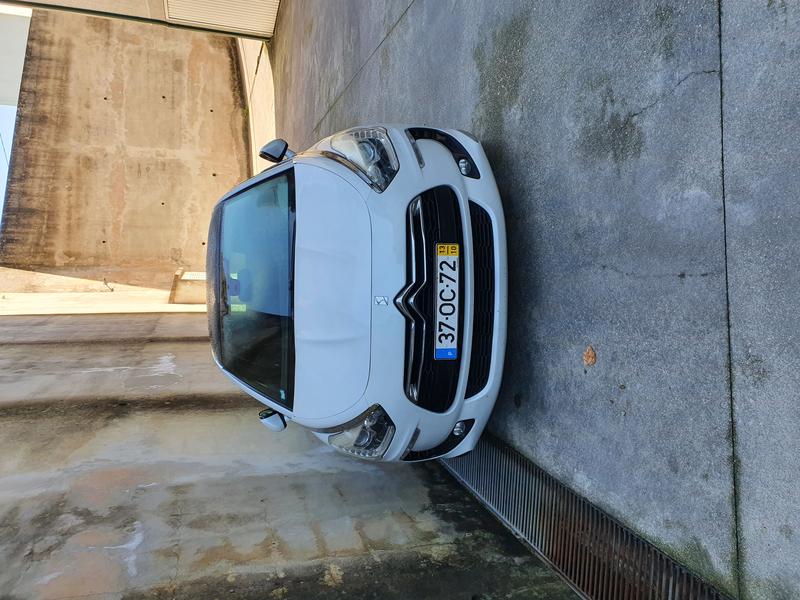 Citroën DS5 • 2013 • 184,000 km 3