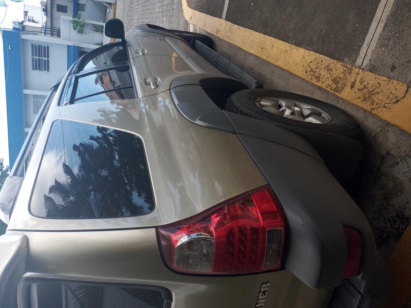 Toyota 4-Runner • 2003 • 390,000 km 1