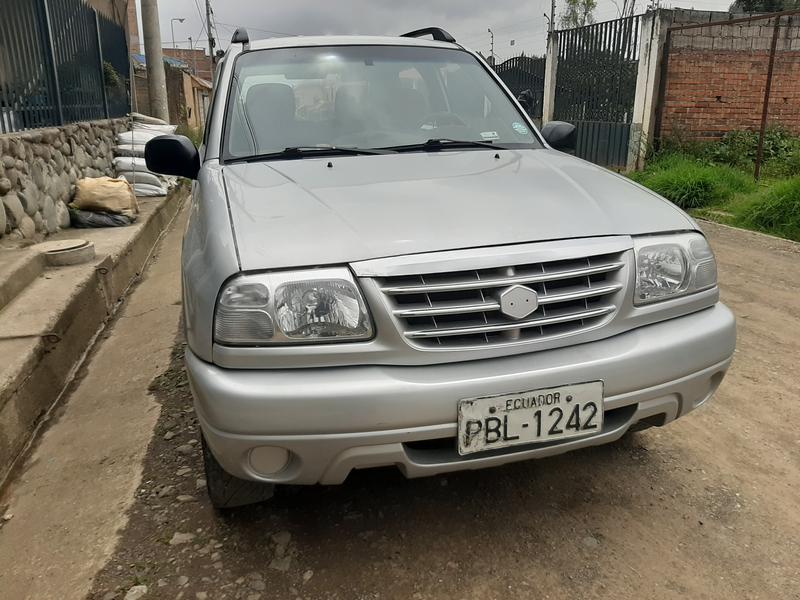 Chevrolet 1500 • 2008 • 150,000 km 4