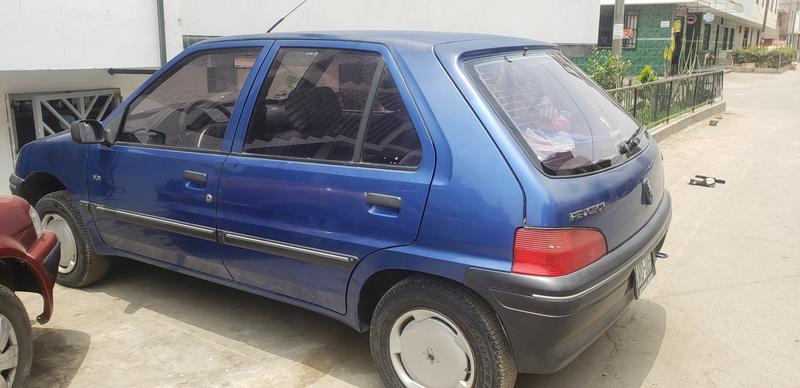 Peugeot 106 • 1999 • 60,000 km 2