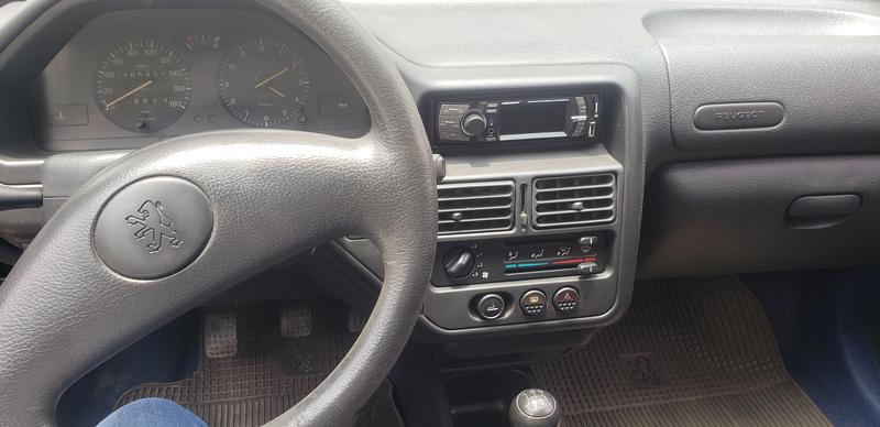 Peugeot 106 • 1999 • 60,000 km 1