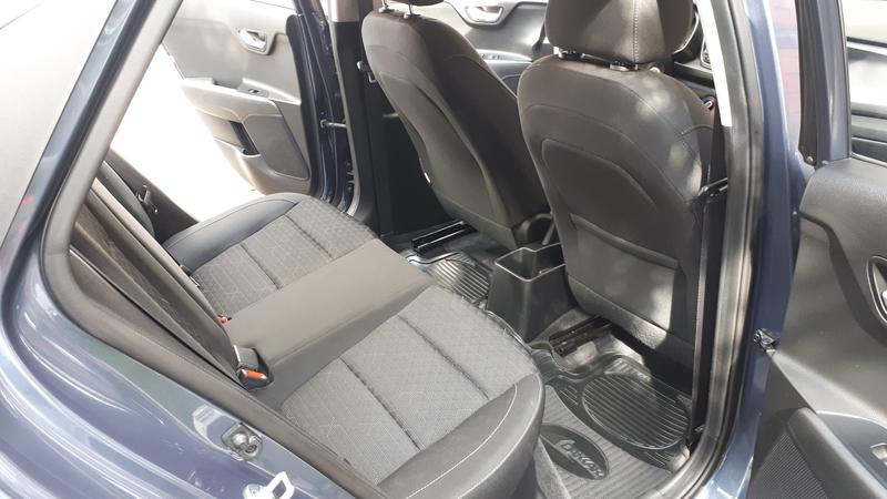 Kia Rio sedan • 2019 • 25,000 km 13