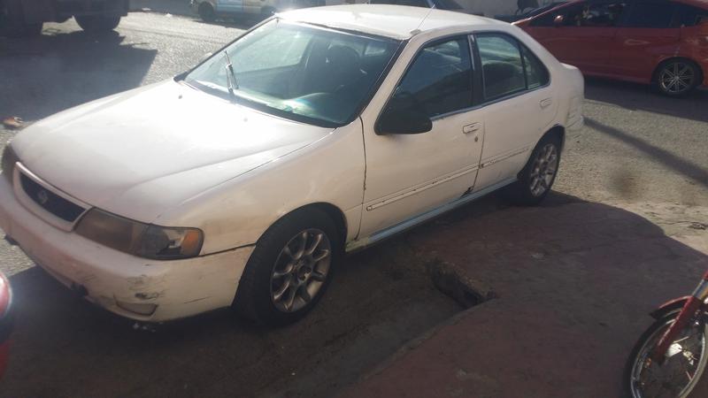 Nissan Sentra • 1999 • 264,000 km 2