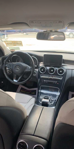 Mercedes-Benz C • 2015 • 70,000 km 4