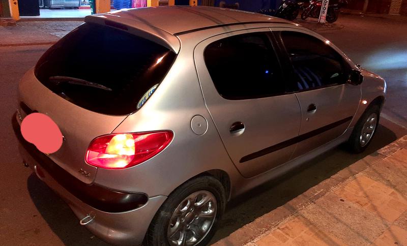 Peugeot 206 • 2003 • 132,000 km 5