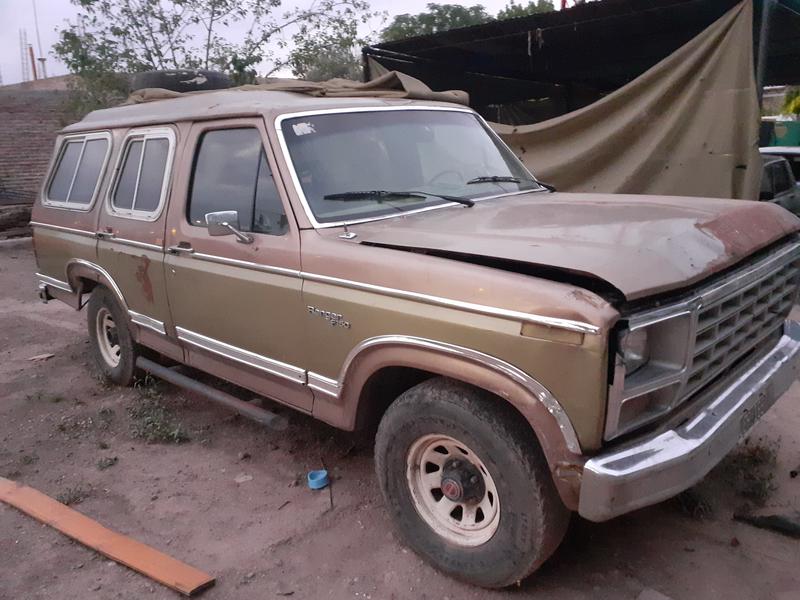 Ford F-150 • 1986 • 0 km 1