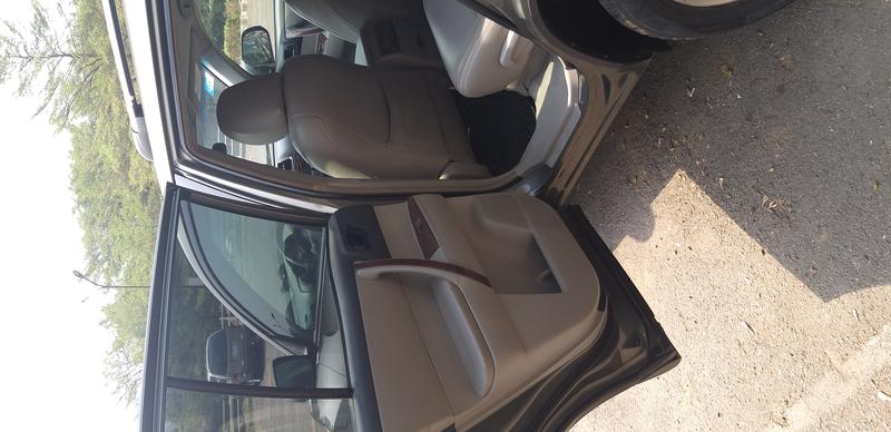 Toyota Highlander • 2009 • 114,000 km 4