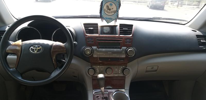 Toyota Highlander • 2009 • 114,000 km 5