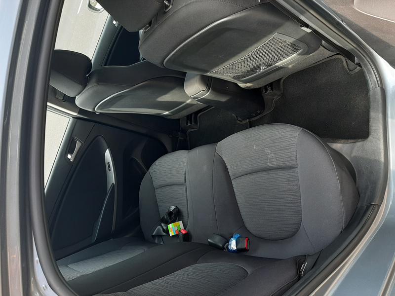 Hyundai Accent • 2019 • 10,000 km 6