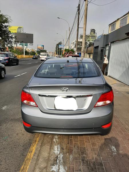 Hyundai Accent • 2019 • 10,000 km 3