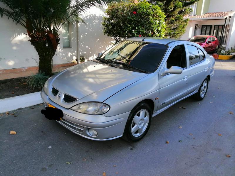 Renault Mégane • 2004 • 148,000 km 3
