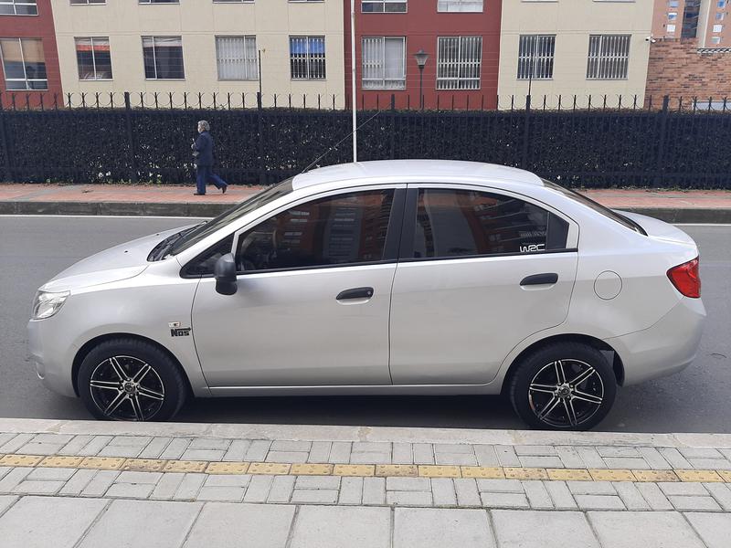 Chevrolet Sail • 2014 • 72,000 km 3