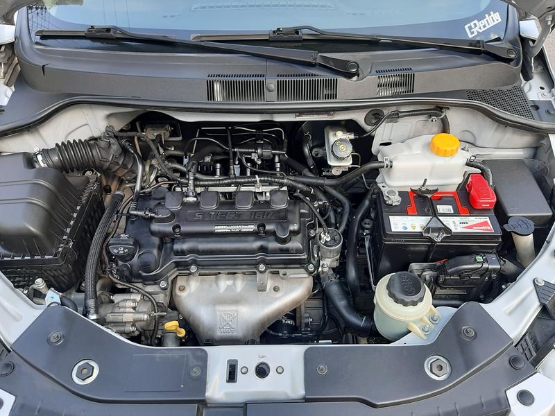 Chevrolet Sail • 2014 • 72,000 km 9