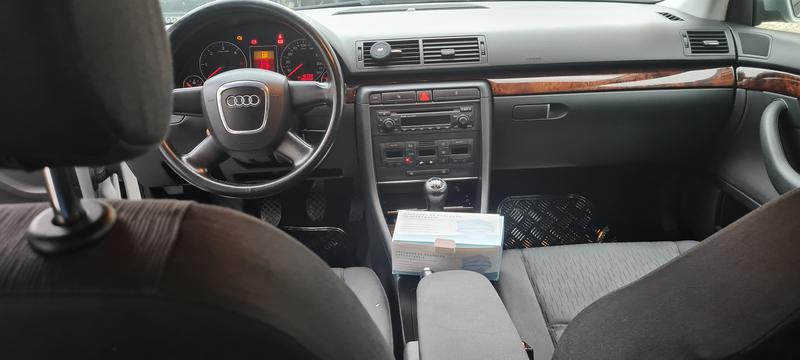 Audi A4 • 2005 • 252,552 km 10