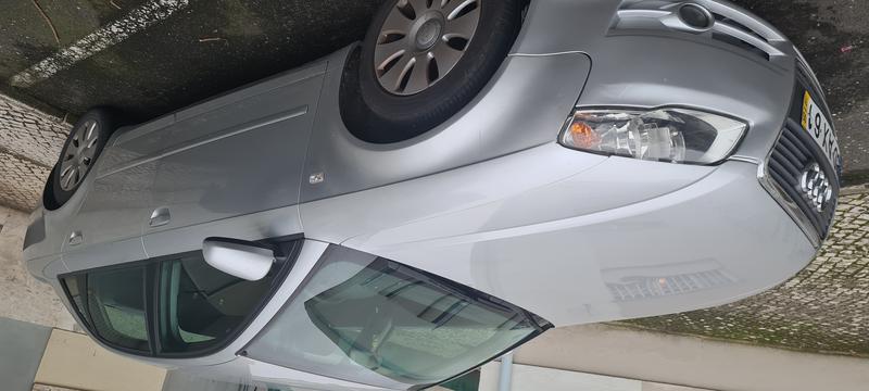 Audi A4 • 2005 • 252,552 km 8