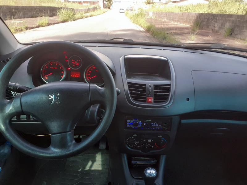 Peugeot 207 • 2010 • 190,000 km 15