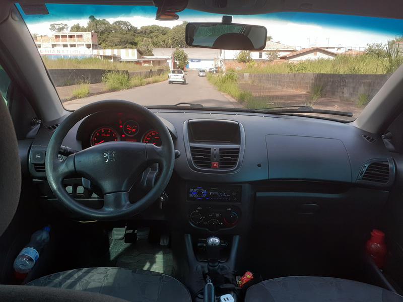 Peugeot 207 • 2010 • 190,000 km 10