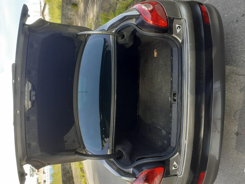 Peugeot 207 • 2010 • 190,000 km 13