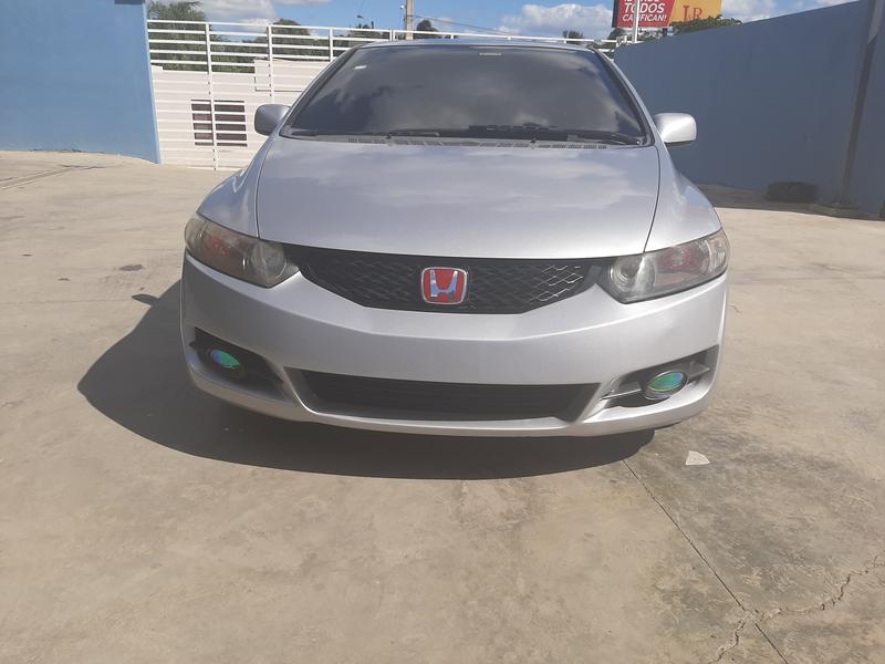 Honda Civic • 2010 • 10,000 km 8