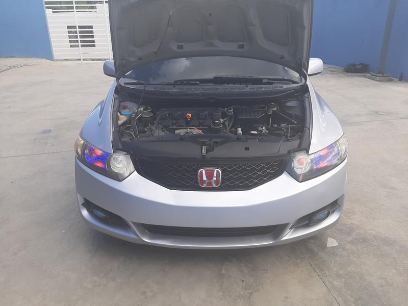 Honda Civic • 2010 • 10,000 km 7