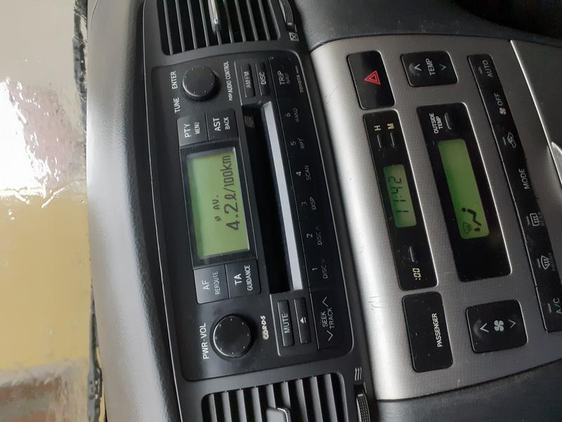 Toyota Corolla • 2007 • 230,000 km 11