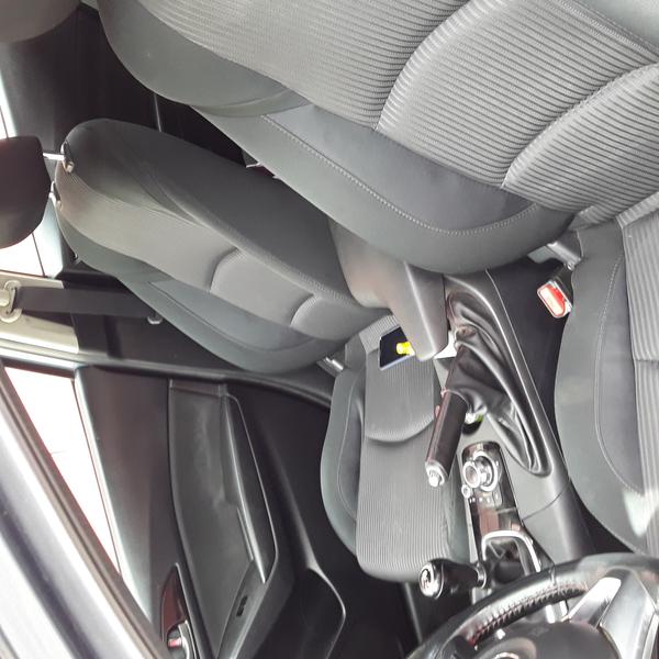 Mazda 3 • 2016 • 25,868 km 9