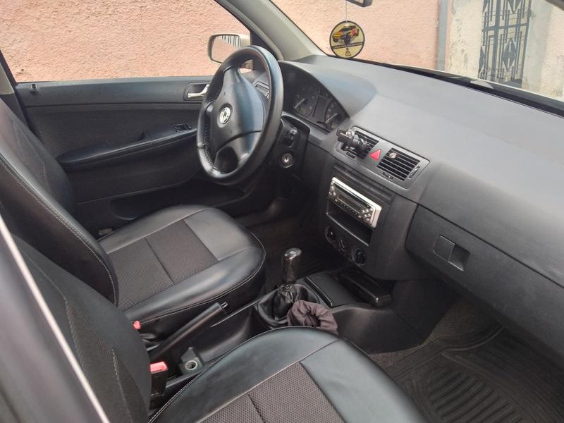 Škoda  • 2006 • 173,000 km 6