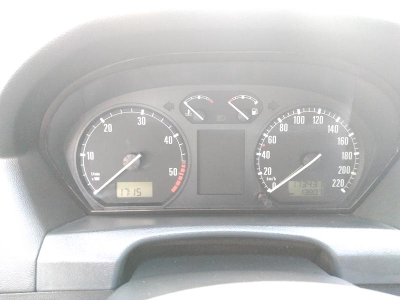 Škoda  • 2006 • 173,000 km 5