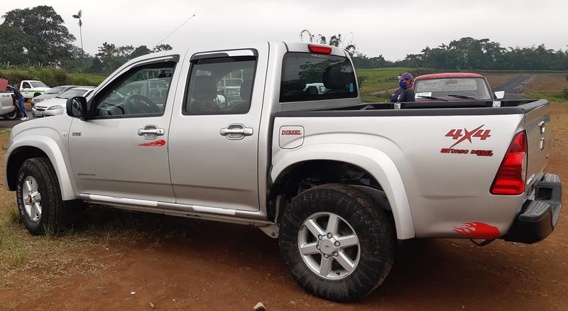 Chevrolet Luv • 2013 • 184,000 km 16
