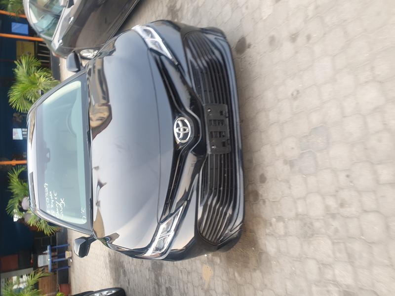 Toyota Camry • 2018 • 25,000 km 5