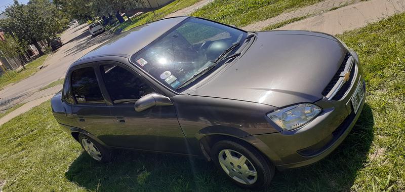 Chevrolet Classic • 2014 • 76,000 km 2