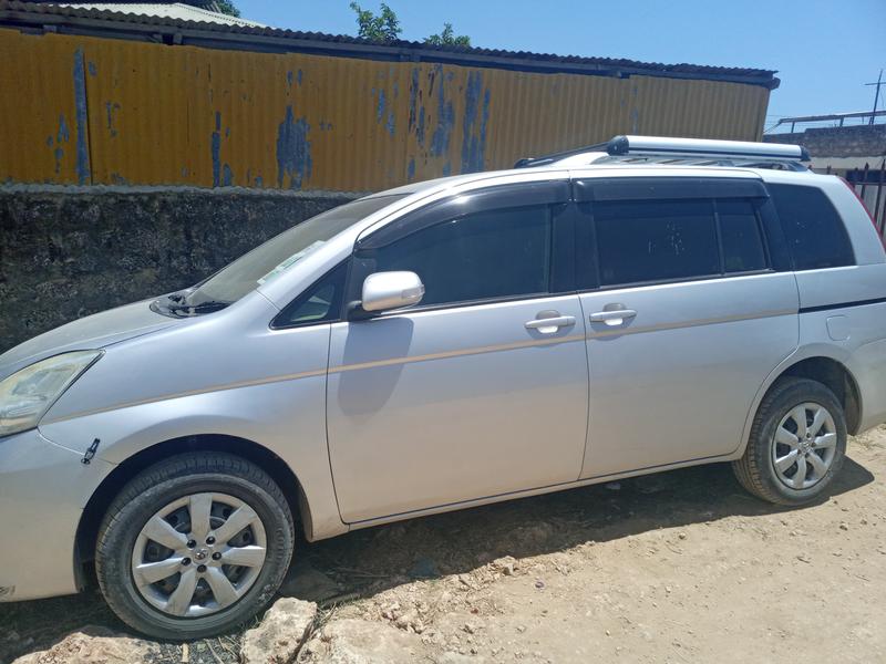 Toyota 4 Runner Limited • 2008 • 212,300 km 1