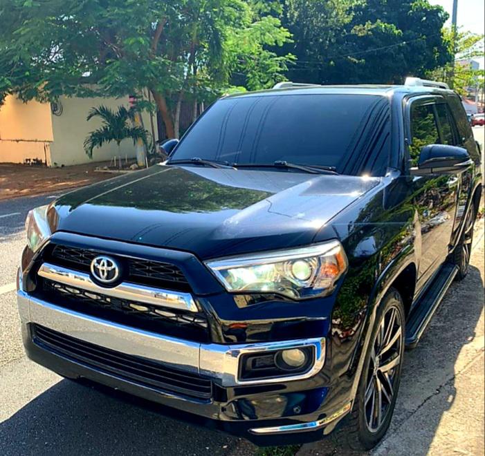 Toyota 4 Runner Limited • 2017 • 74,766 km 4