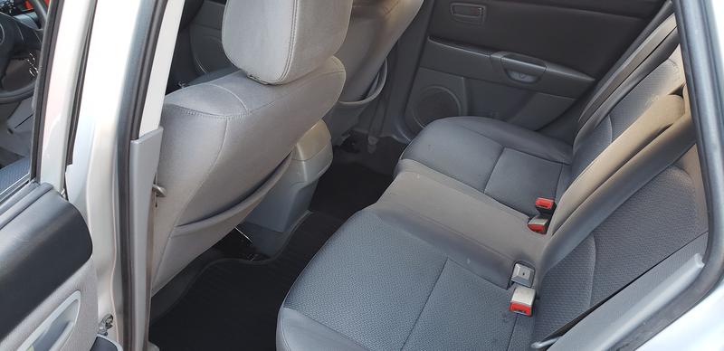 Mazda 3 • 2010 • 166,000 km 6