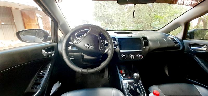 Kia Cerato • 2017 • 50,000 km 3