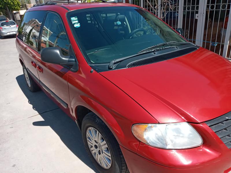 Chrysler Voyager • 2007 • 150,000 km 4