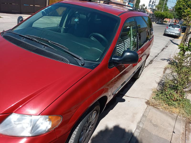 Chrysler Voyager • 2007 • 150,000 km 1