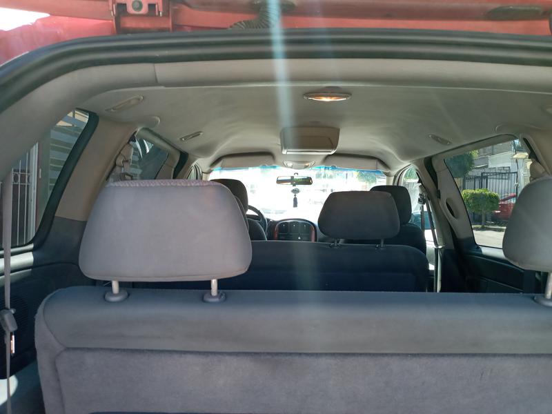 Chrysler Voyager • 2007 • 150,000 km 10