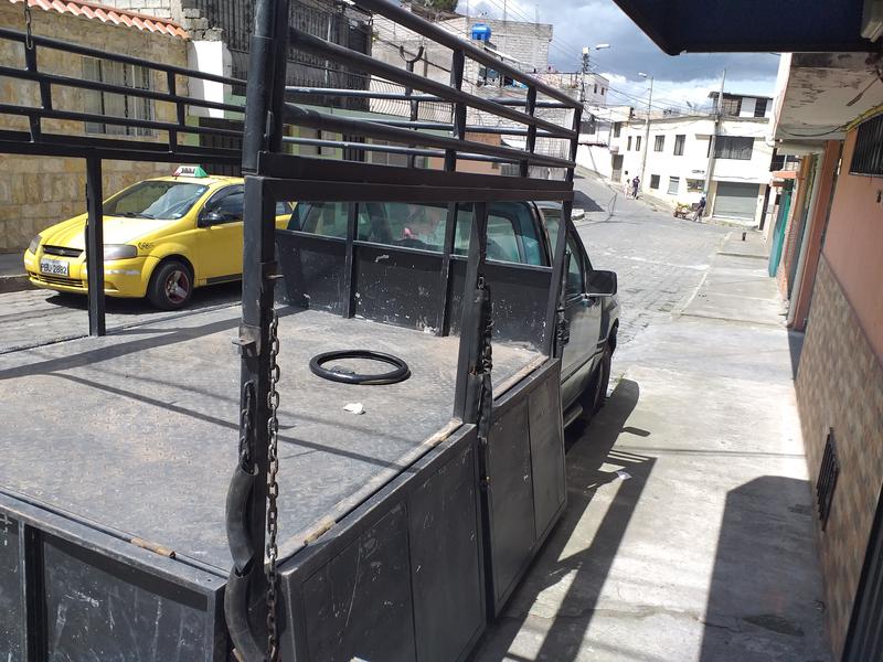 Chevrolet Luv • 1994 • 495,000 km 11