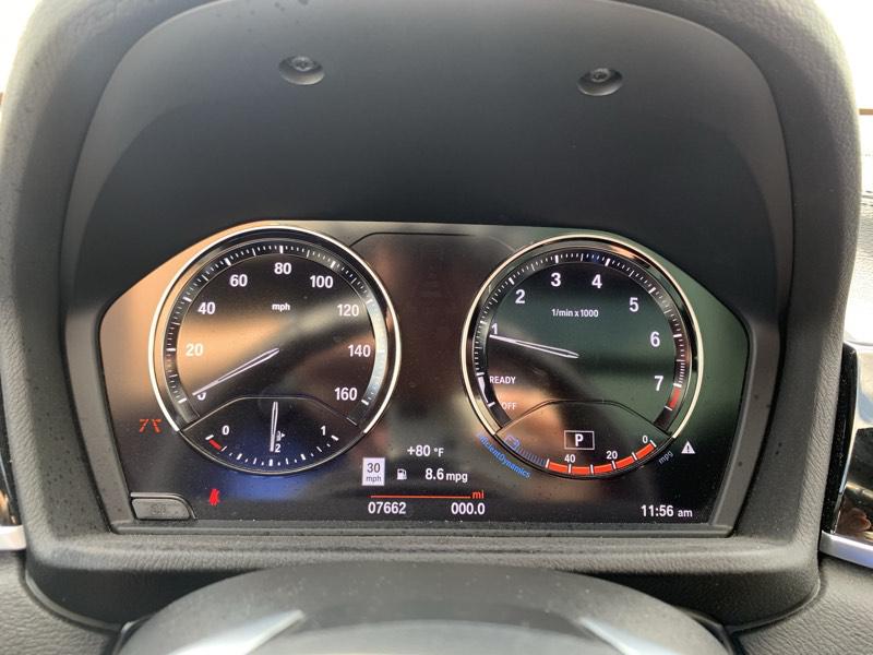 BMW  • 2019 • 7,662 km 8