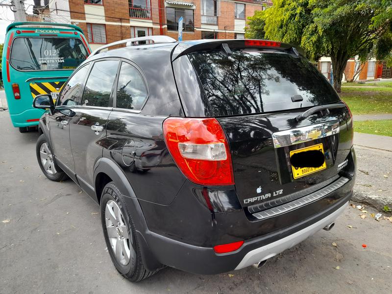 Chevrolet Captiva • 2008 • 139,000 km 7
