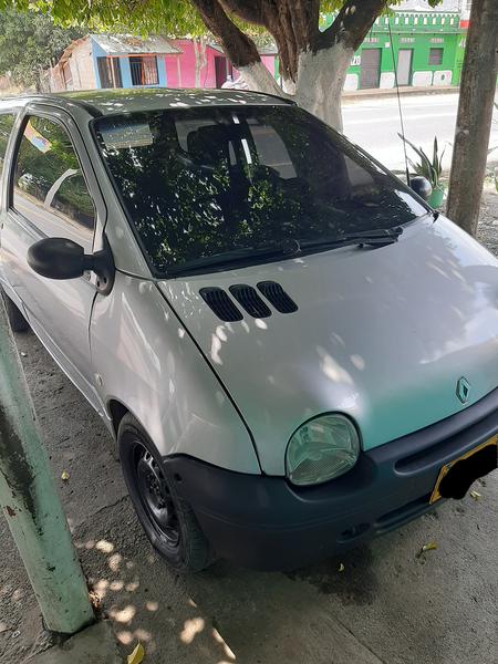 Renault Twingo • 2011 • 85,500 km 2