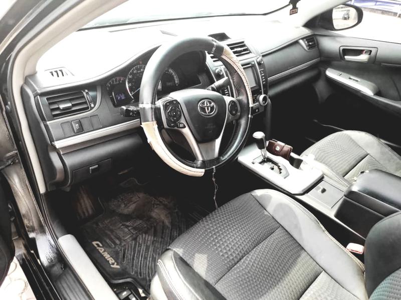 Toyota Camry • 2012 • 128,894 km 5