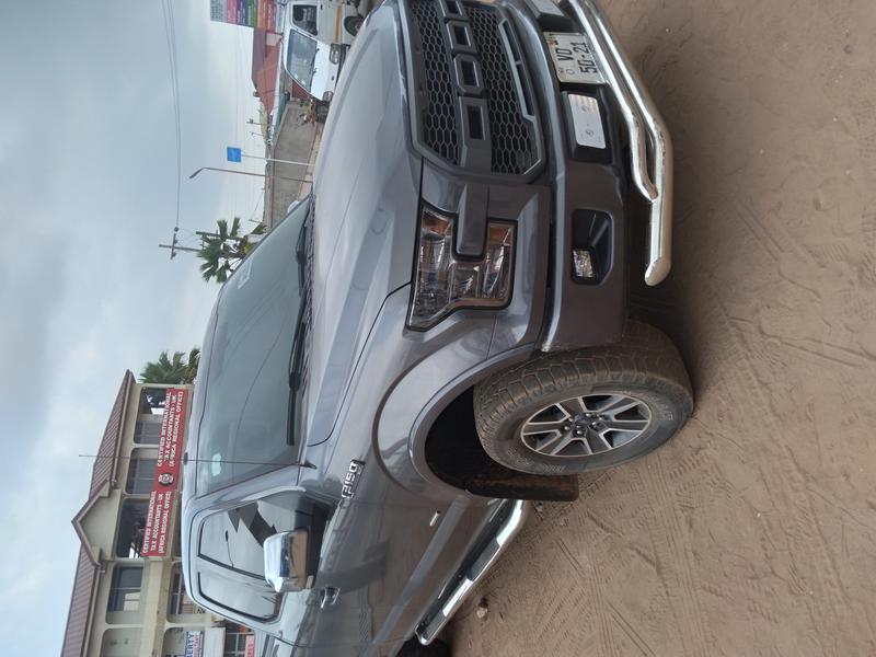 Ford F-150 • 2016 • 200,000 km 2