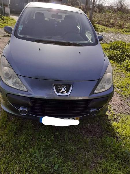 Peugeot 307 • 2006 • 250 km 1