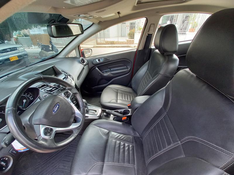 Ford Fiesta • 2014 • 47,500 km 3