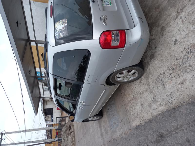 Mazda MPV • 2000 • 132,000 km 3